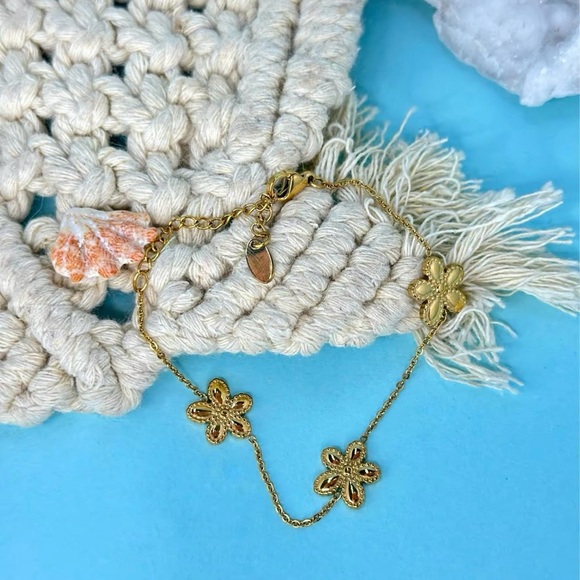 18k Gold Flower Chain Bracelet Bangle Stainless Steel Bracelet - Picture 3 of 6